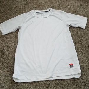 💙Boy's Nike XL Dri-Fit Tee
